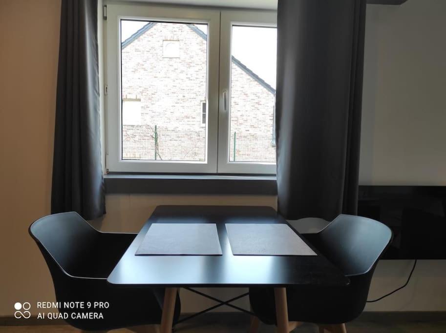Studio Calme A Proximite Des 7 Meuses Profondeville Exterior foto