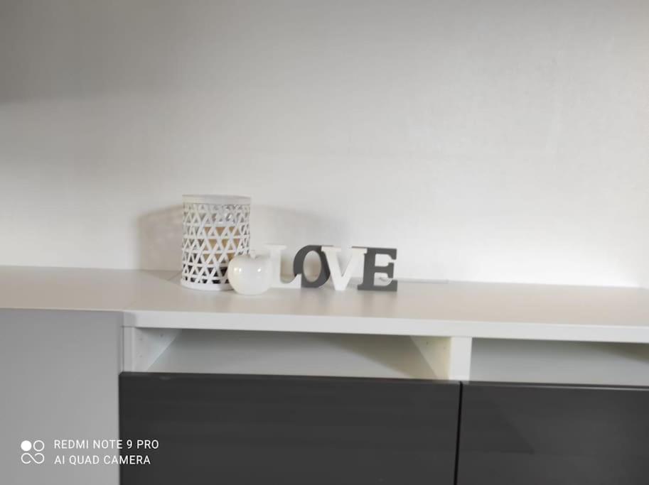 Studio Calme A Proximite Des 7 Meuses Profondeville Exterior foto